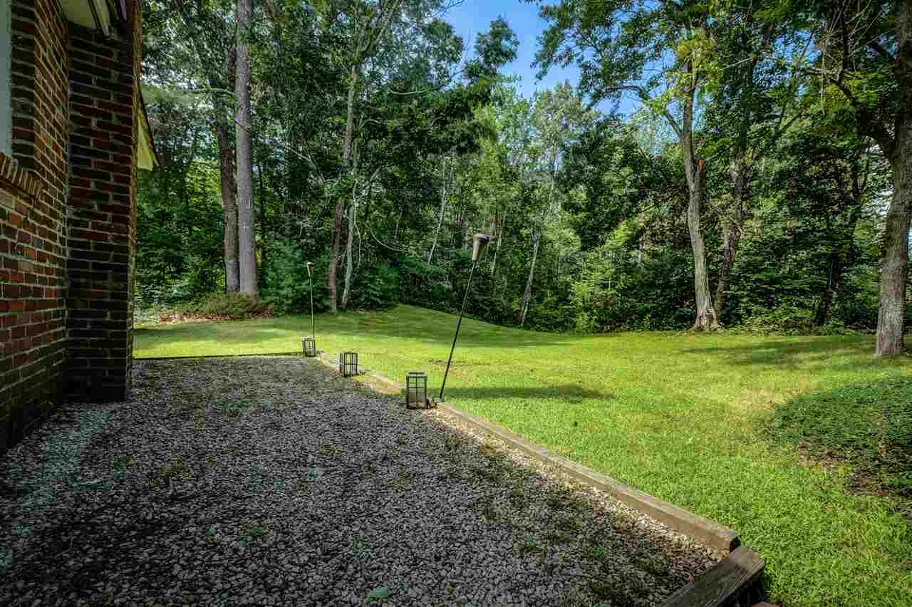 21 Castle Hill Road Pelham, NH 03076 - Photo 23 of 29