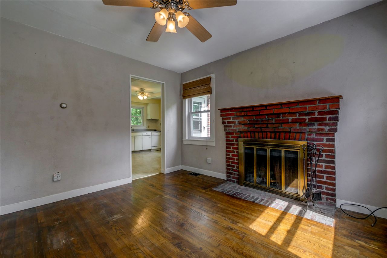 21 Castle Hill Road Pelham, NH 03076 - Photo 6 of 29