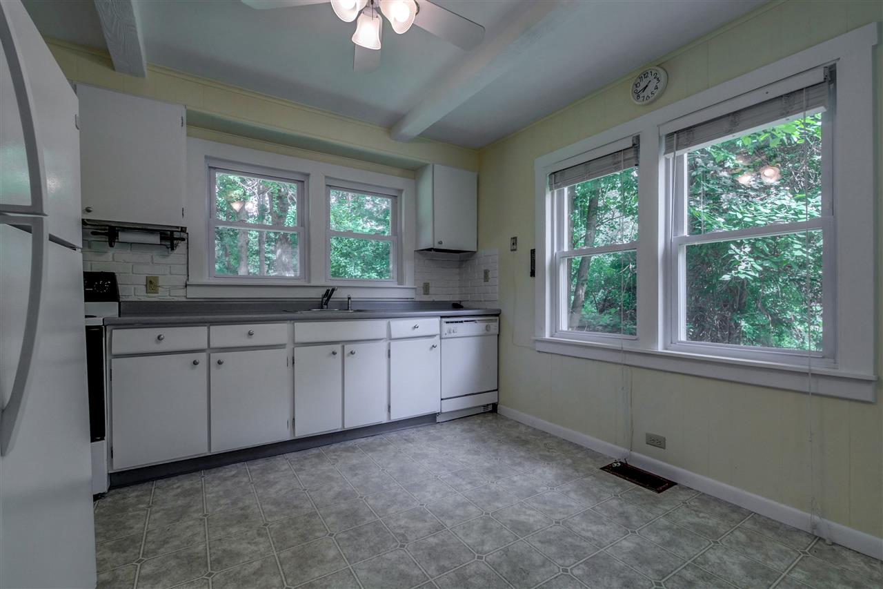 21 Castle Hill Road Pelham, NH 03076 - Photo 8 of 29