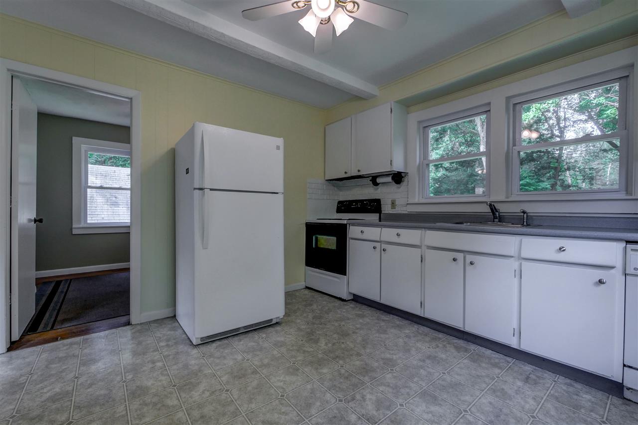 21 Castle Hill Road Pelham, NH 03076 - Photo 9 of 29