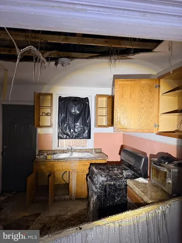 $68,000 | 4466 North Gratz Street, Philadelphia, PA 19140