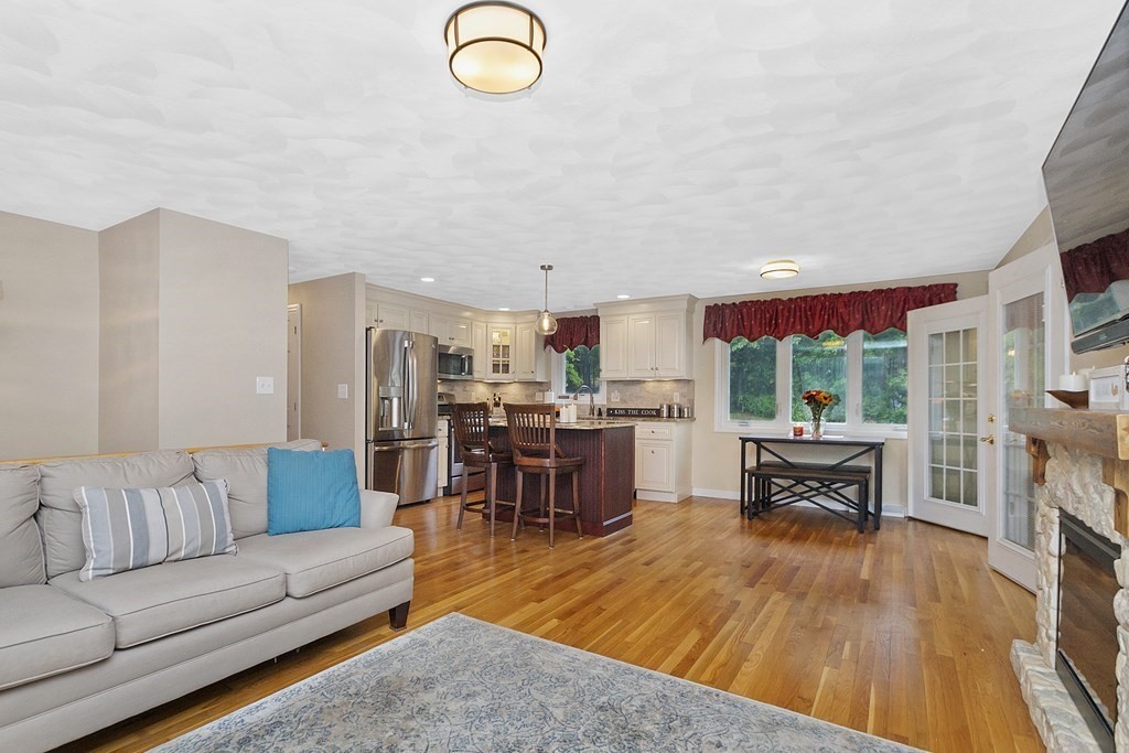 16 Fir Road Westford, MA 01886 - Photo 4 of 35 Gallery Image 4