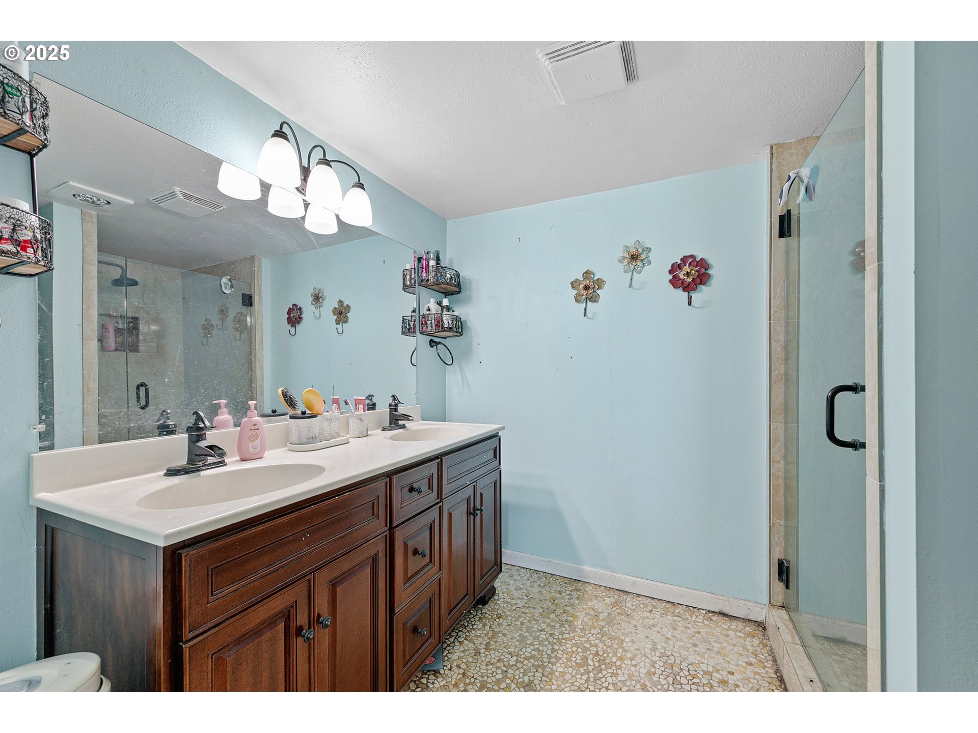 36285 Row River Road Cottage Grove, OR 97424 - Photo 21 of 46