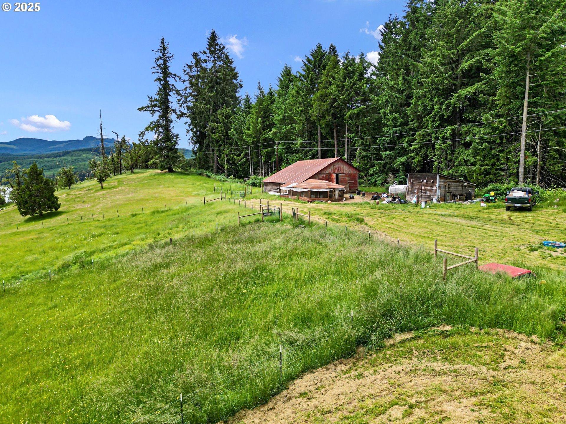 36285 Row River Road Cottage Grove, OR 97424 - Photo 26 of 46