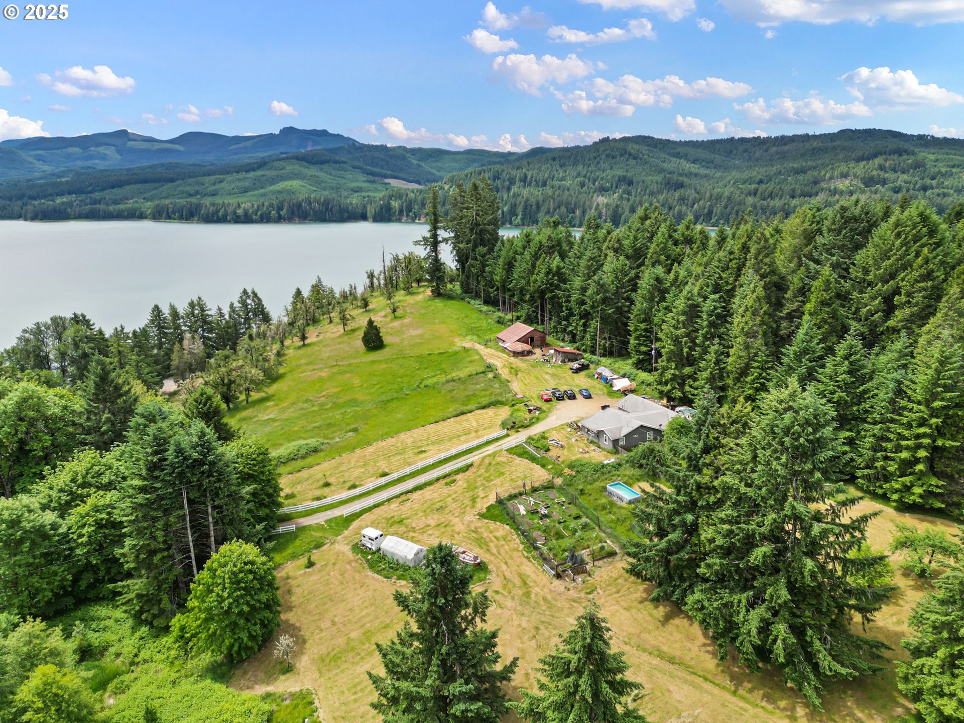 36285 Row River Road Cottage Grove, OR 97424 - Photo 43 of 46