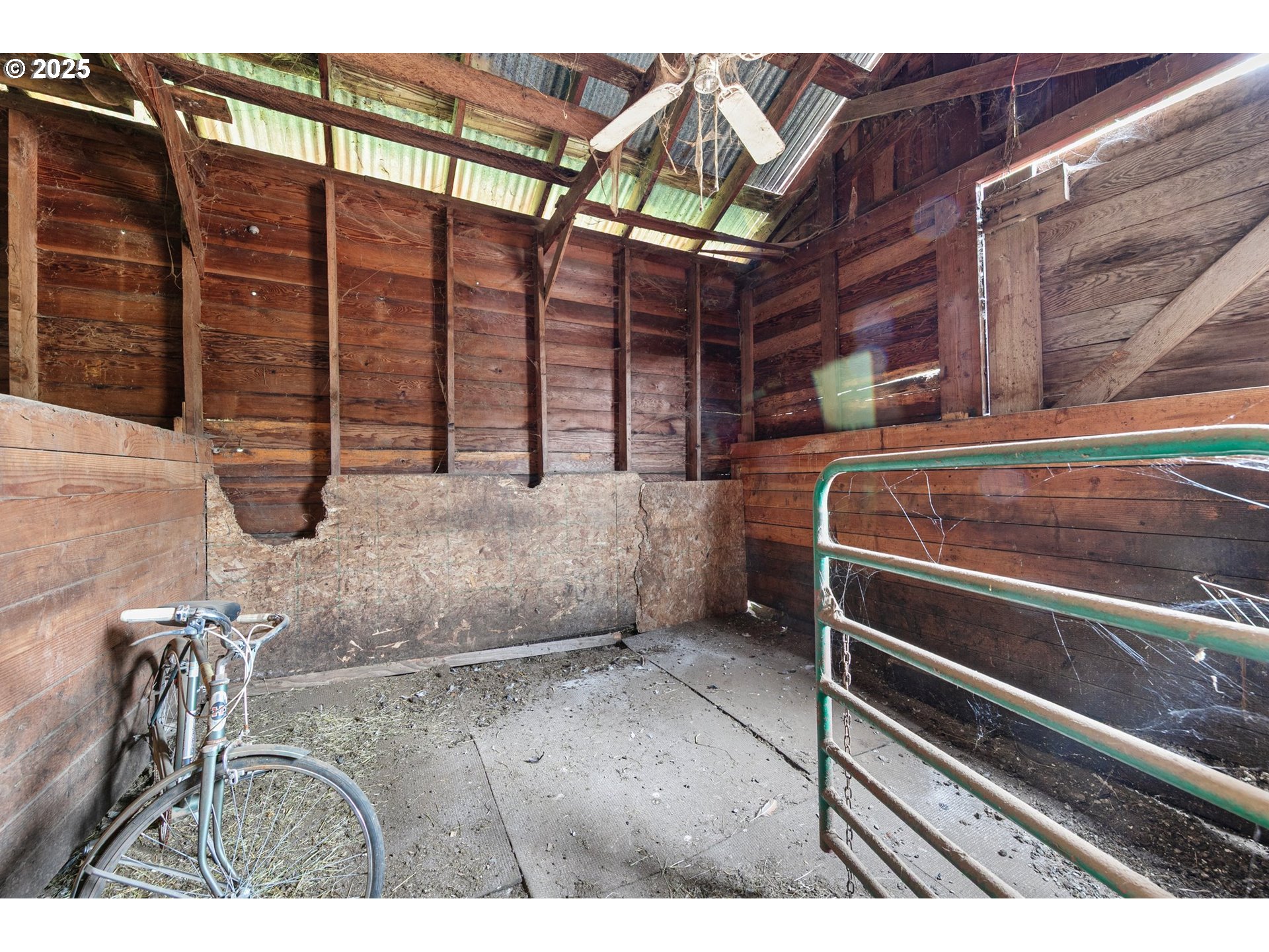 36285 Row River Road Cottage Grove, OR 97424 - Photo 45 of 46