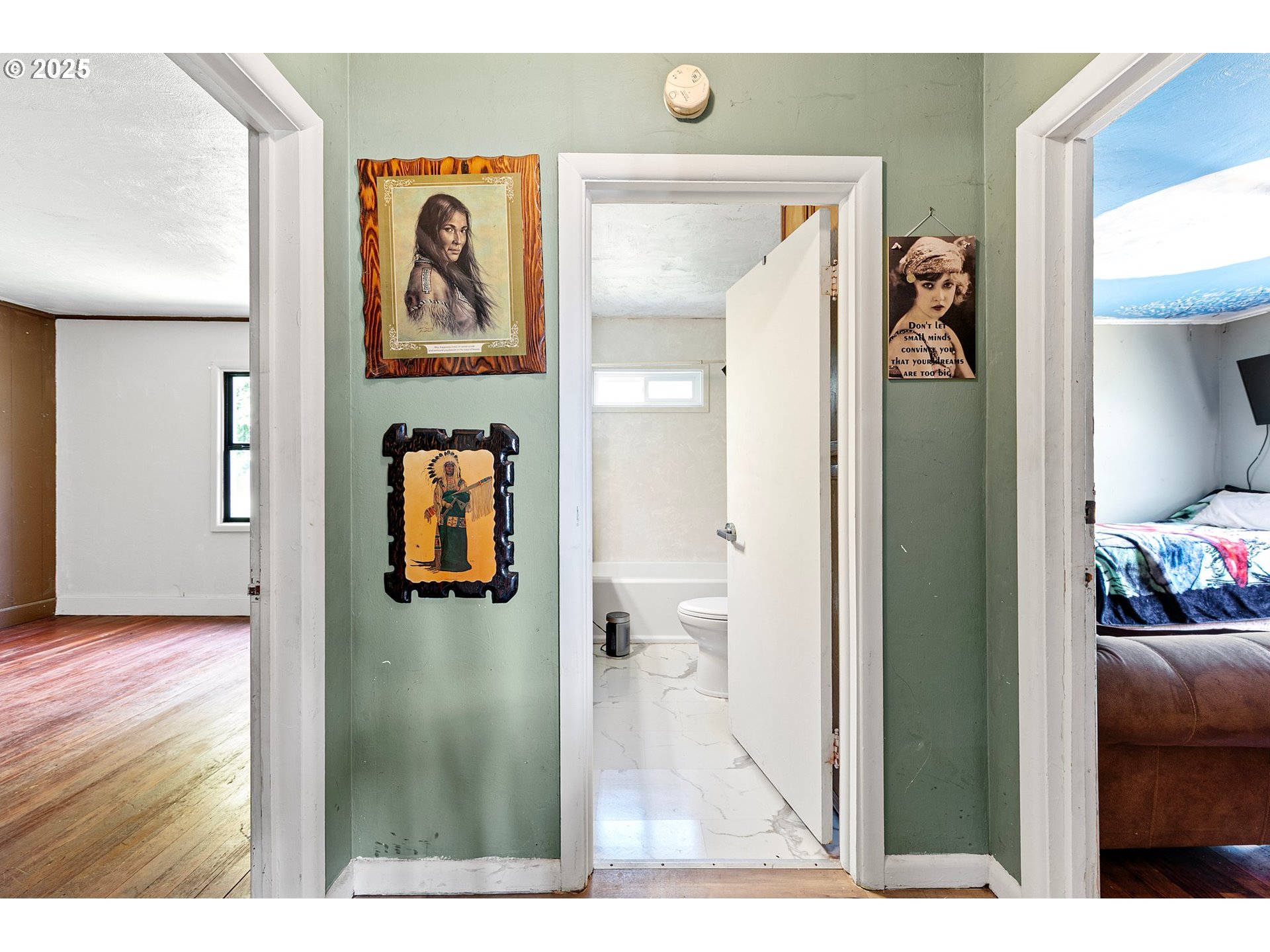 36285 Row River Road Cottage Grove, OR 97424 - Photo 7 of 46