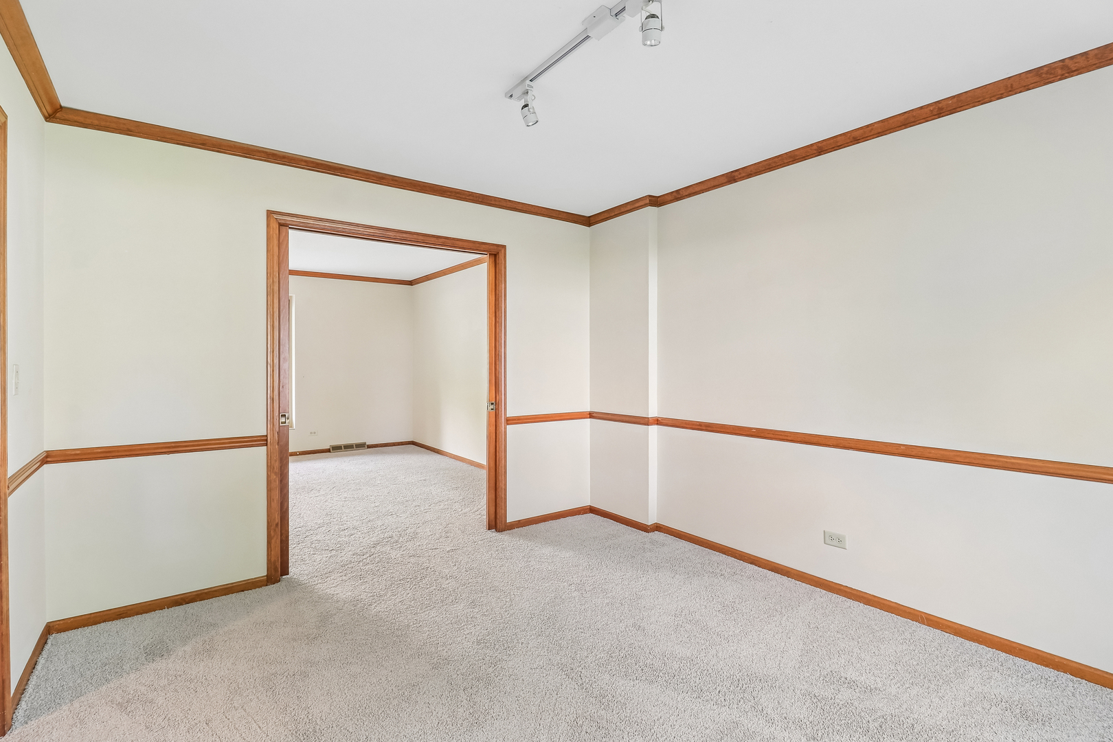 733 Buttonwood Circle Naperville, IL 60540 - Photo 22 of 39 a view of an empty room