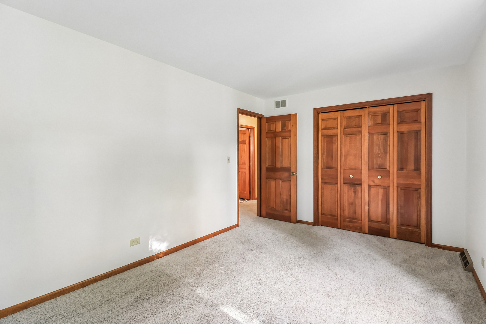 733 Buttonwood Circle Naperville, IL 60540 - Photo 26 of 39