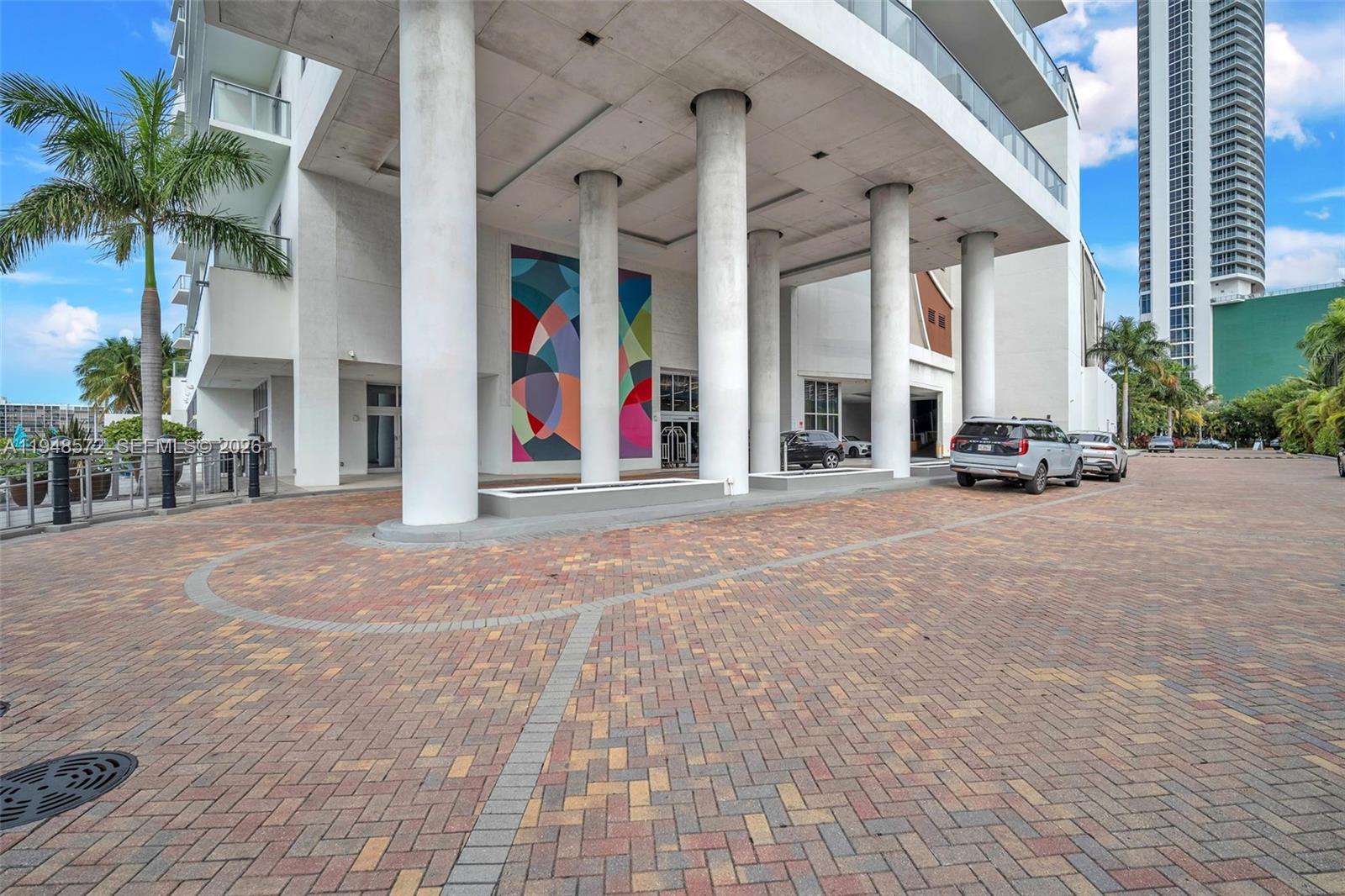 4010 South Ocean Drive, Unit R701 Hollywood, FL 33019 - Photo 4 of 46 a view of a building with a street