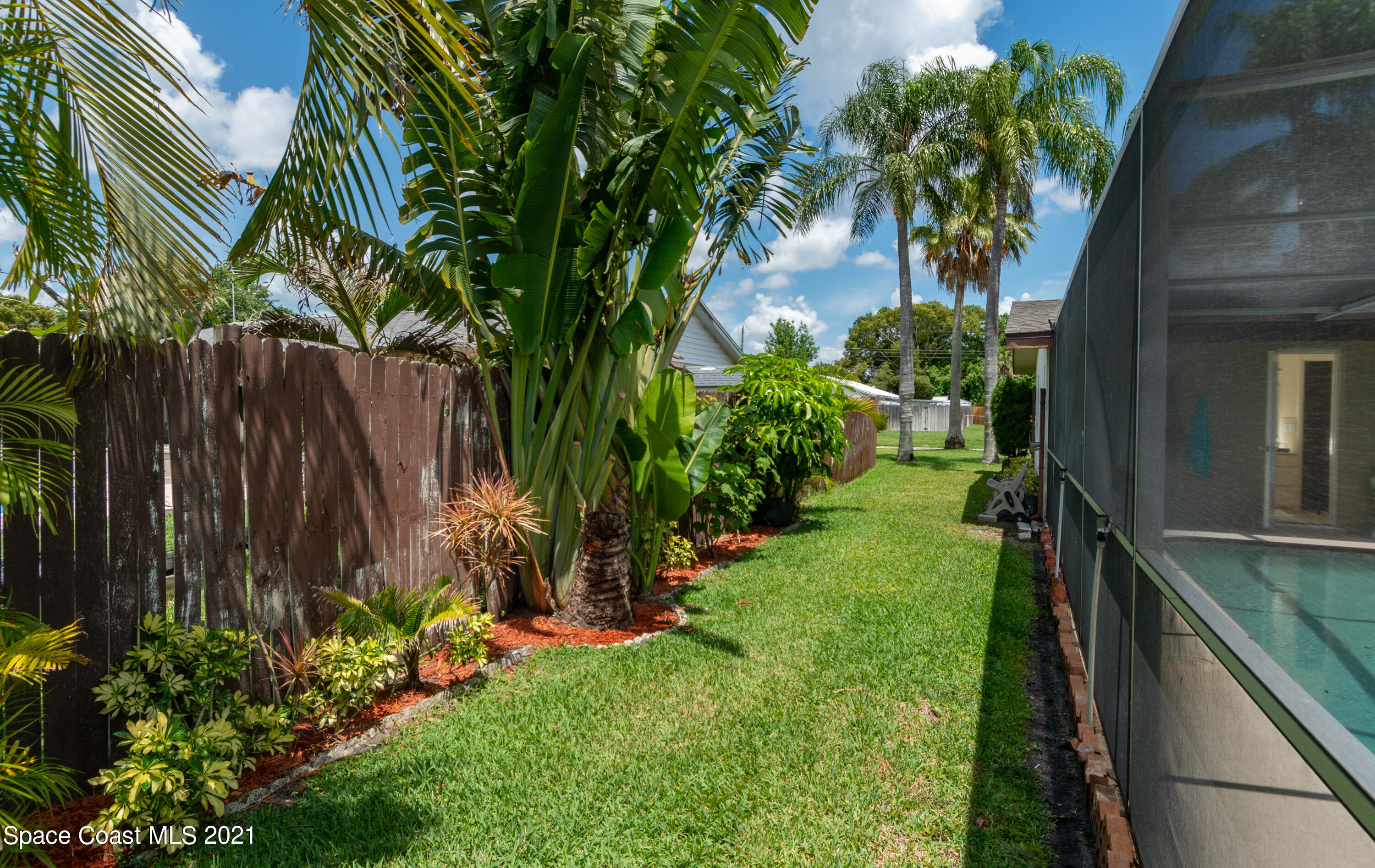 2833 Rheims Avenue Melbourne, FL 32935 - Photo 26 of 28 large-22