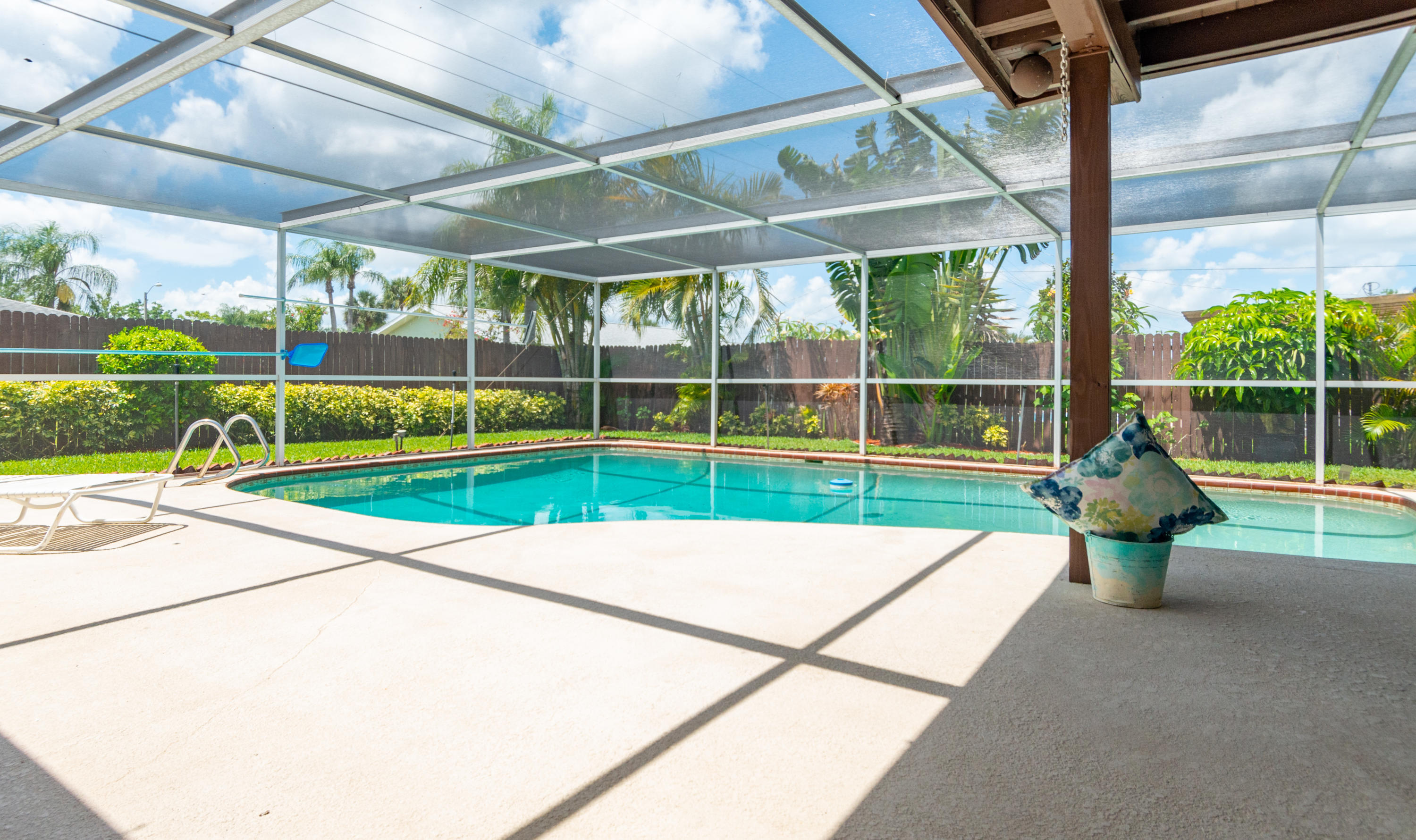 2833 Rheims Avenue Melbourne, FL 32935 - Photo 5 of 28 large-17