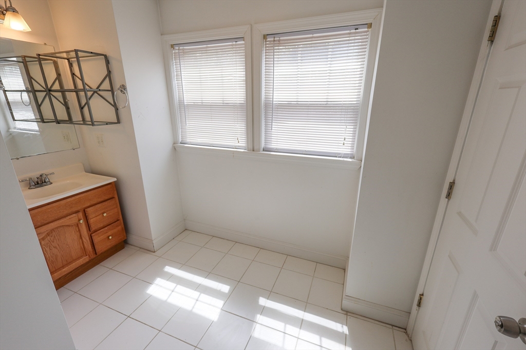 70 Mt Hope Street, Unit 2 Boston, MA 02131 - Photo 7 of 19