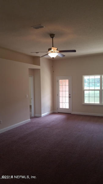 5903 Royalty Road Jacksonville, FL 32254 - Photo 12 of 17 1820 Family Room