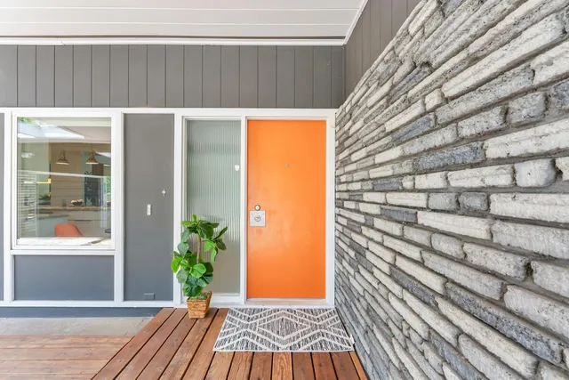 $1,040,000 | 4935 Fair Oaks Boulevard, Carmichael, CA 95608