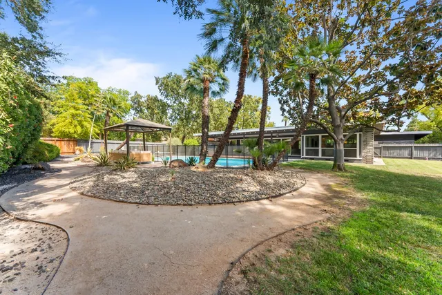 $1,040,000 | 4935 Fair Oaks Boulevard, Carmichael, CA 95608