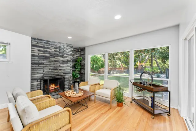 $1,040,000 | 4935 Fair Oaks Boulevard, Carmichael, CA 95608