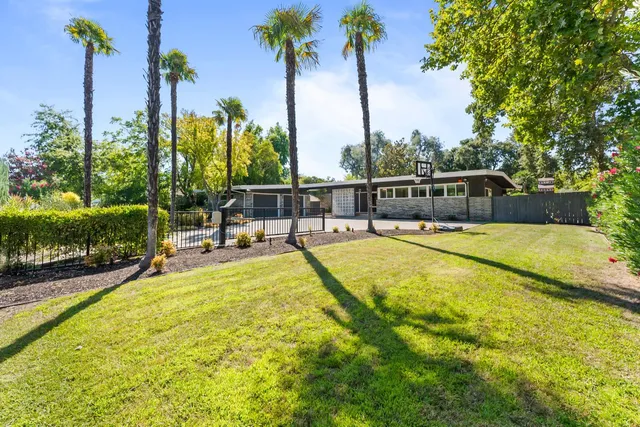 $1,040,000 | 4935 Fair Oaks Boulevard, Carmichael, CA 95608