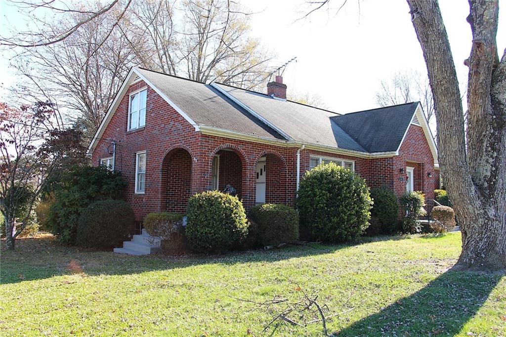 5044 County Home Road Conover, NC 28613 - Photo 2 of 35 Gallery Image 2