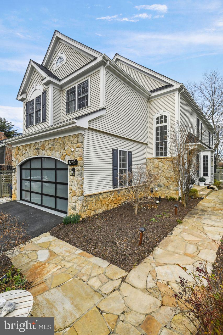 1245 Beverly Road McLean, VA 22101 - Photo 3 of 57 Gallery Image 3