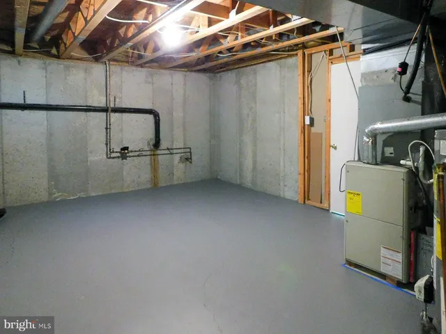 $489,000 | 34 Morgan Drive, Clayton, NJ 08312