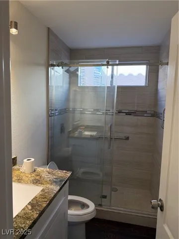 $3,000 | 9428 Cedar Heights Avenue, Las Vegas, NV 89134