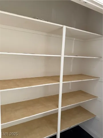 $3,000 | 9428 Cedar Heights Avenue, Las Vegas, NV 89134