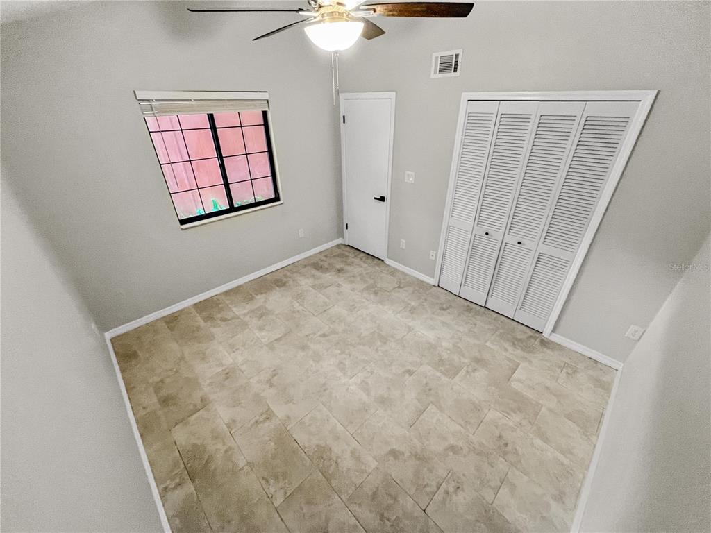 5530 Southwest 8th Place Gainesville, FL 32607 - Photo 14 of 18