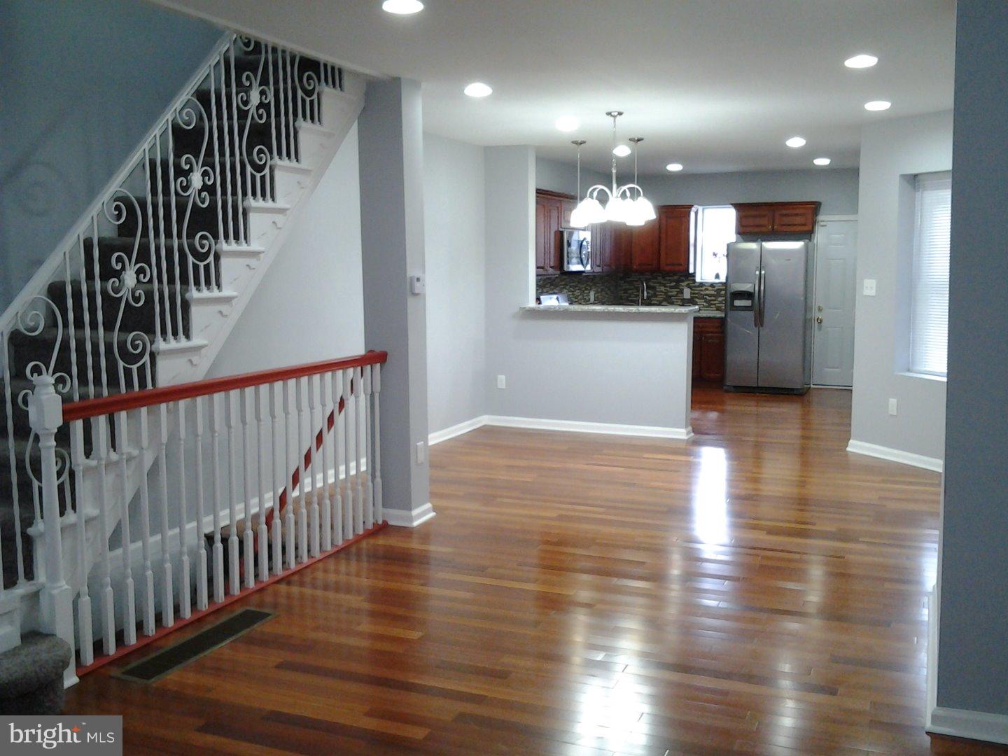 6014 Nassau Road Philadelphia, PA 19151 - Photo 1 of 25 Living Room