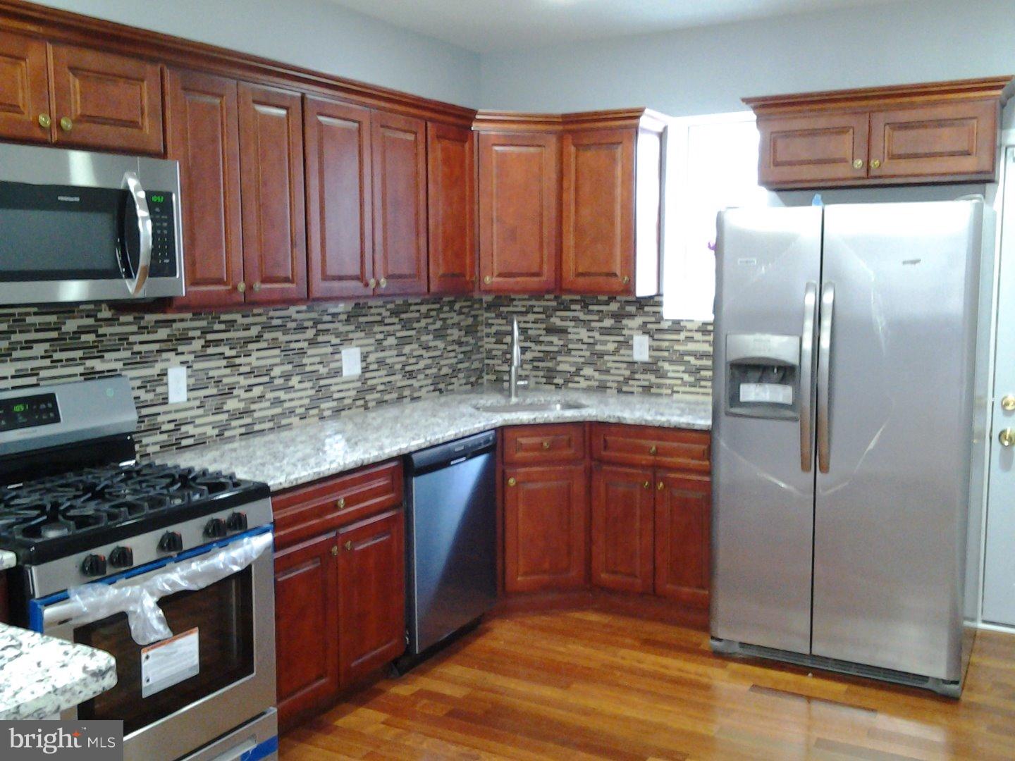 6014 Nassau Road Philadelphia, PA 19151 - Photo 2 of 25 Kitchen
