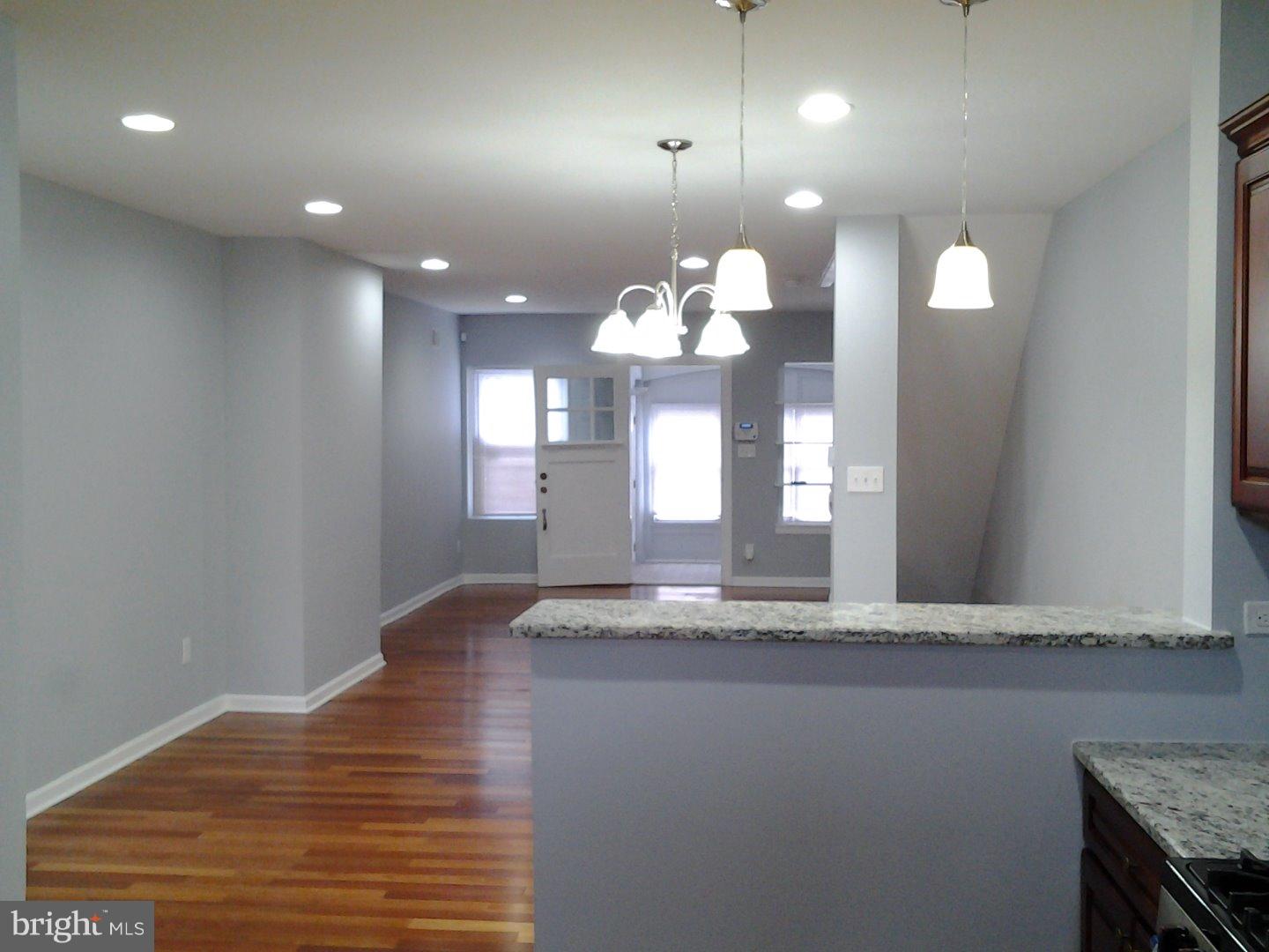 6014 Nassau Road Philadelphia, PA 19151 - Photo 8 of 25 Dining Room