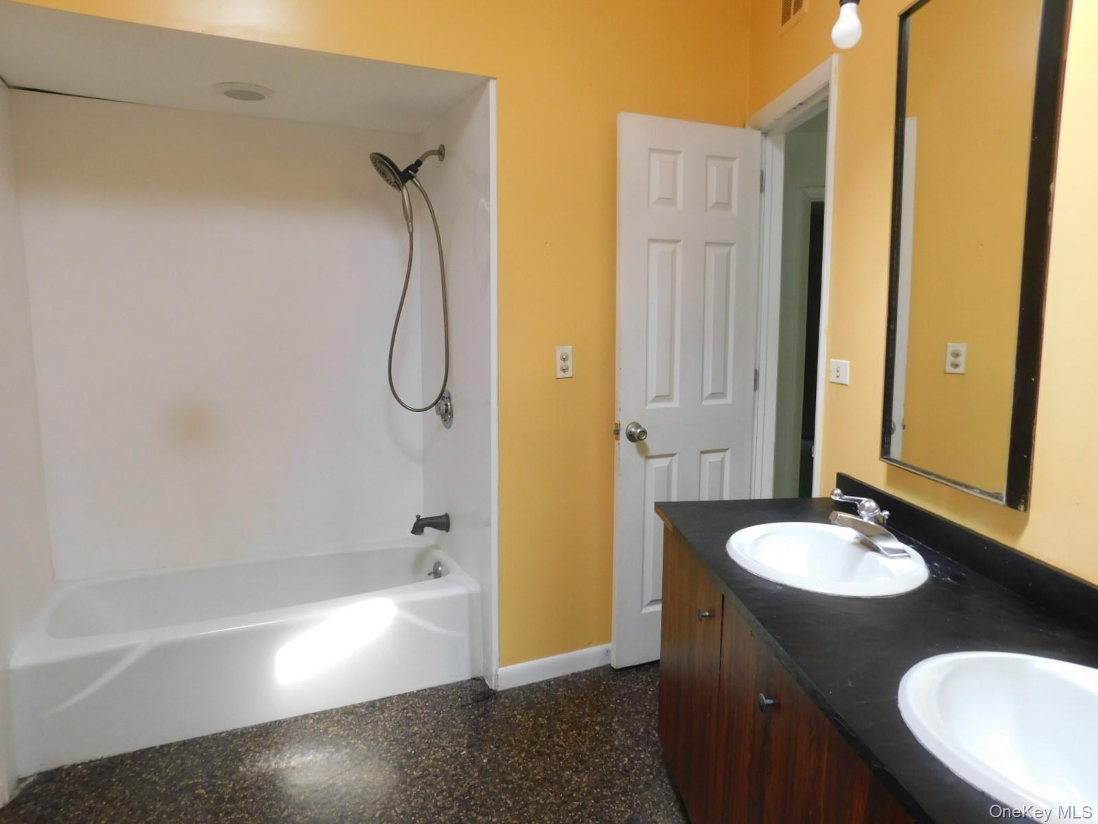 46 Mac Farlane Road Wappingers Falls, NY 12590 - Photo 10 of 15