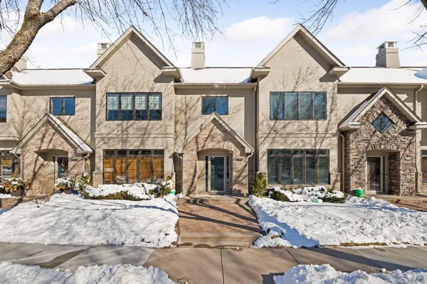 $599,900 | 337 Willoughby Way West, Minnetonka, MN 55305
