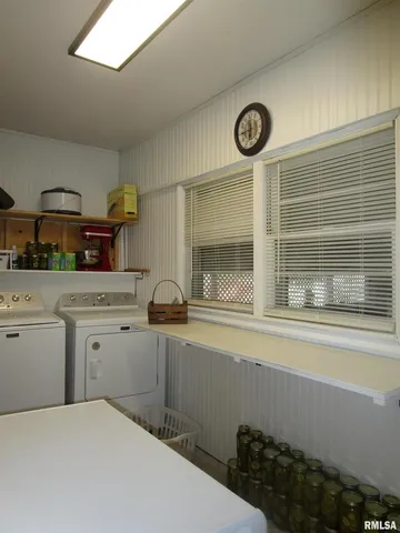 $110,000 | 302 2nd Street, Carmi, IL 62821