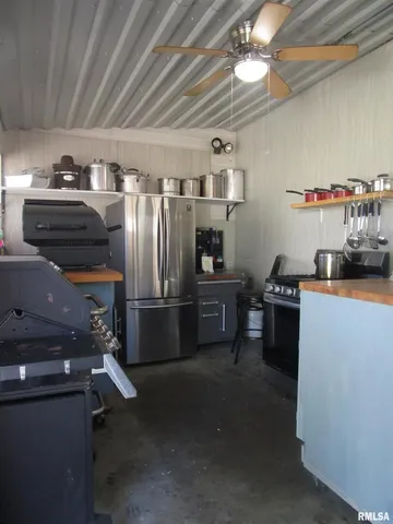 $110,000 | 302 2nd Street, Carmi, IL 62821