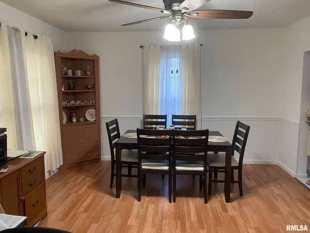 $110,000 | 302 2nd Street, Carmi, IL 62821