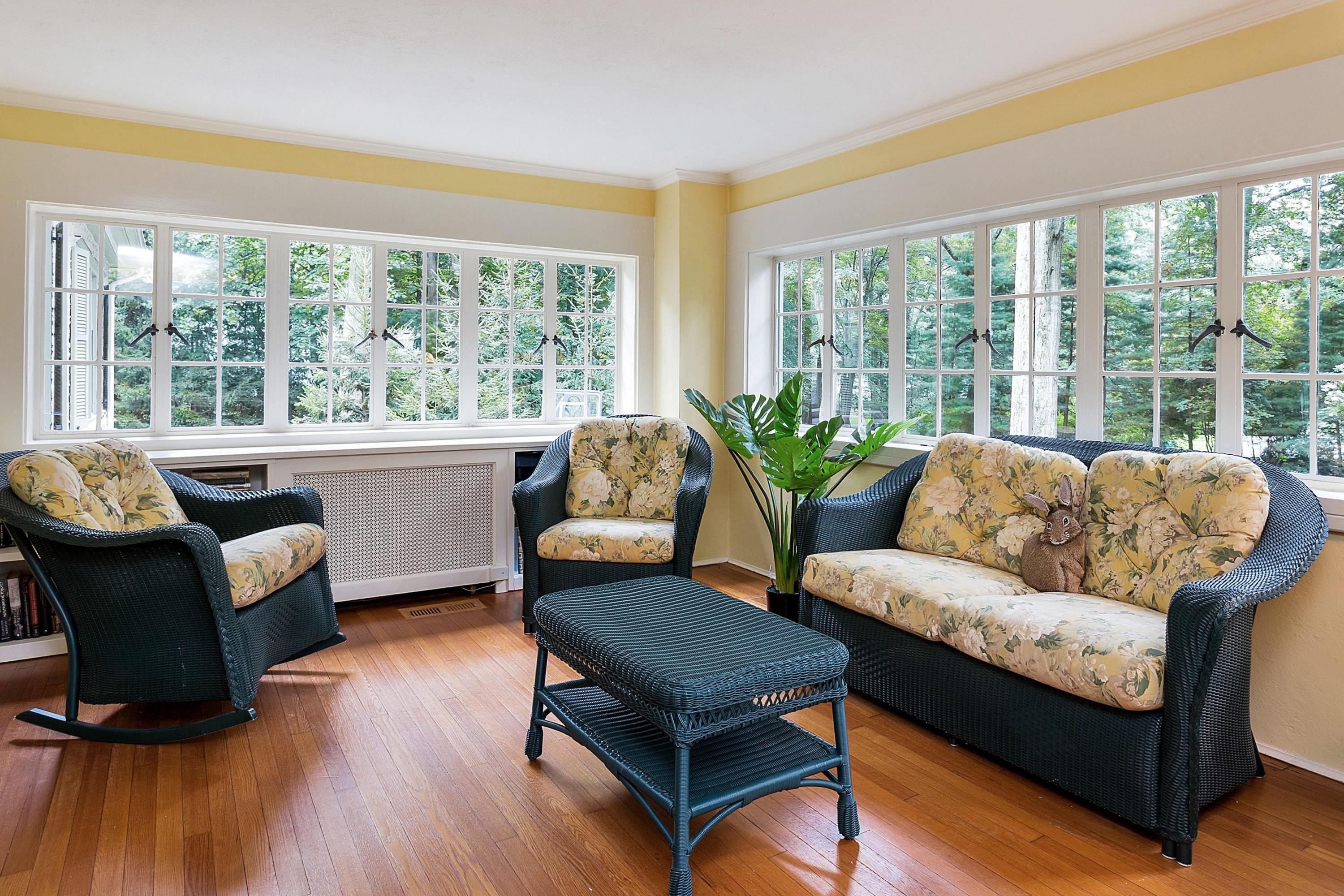 30 Birch Road Darien, CT 06820 - Photo 15 of 29 170080181-15