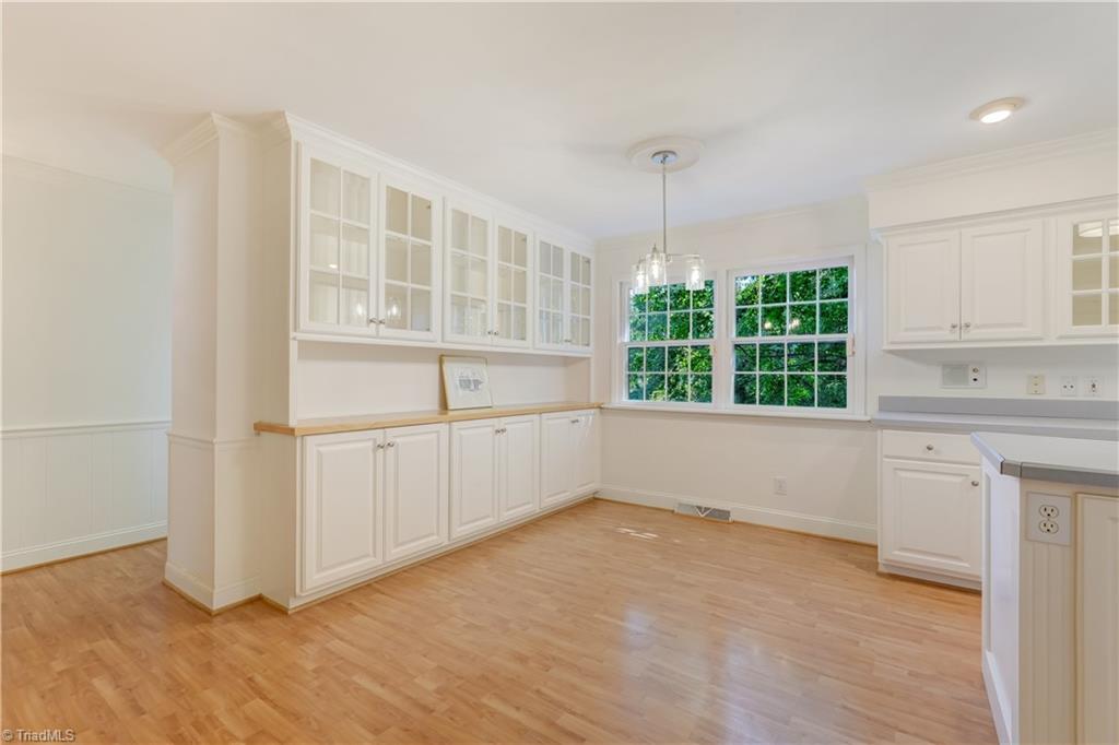 42 Kemp Road East Greensboro, NC 27410 - Photo 11 of 50