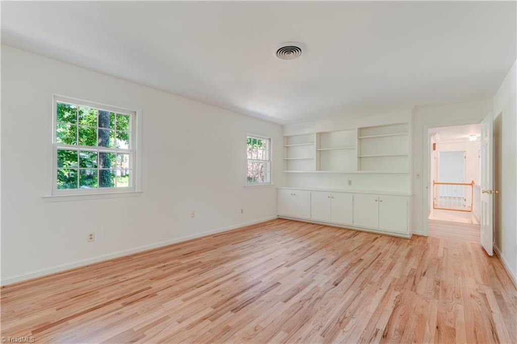 42 Kemp Road East Greensboro, NC 27410 - Photo 19 of 50