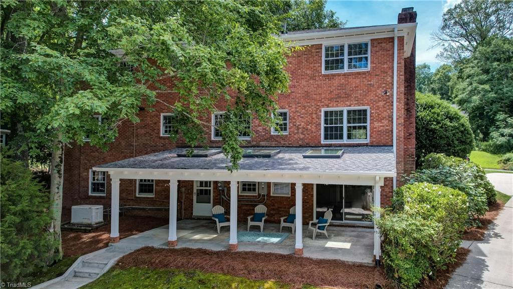 42 Kemp Road East Greensboro, NC 27410 - Photo 31 of 50