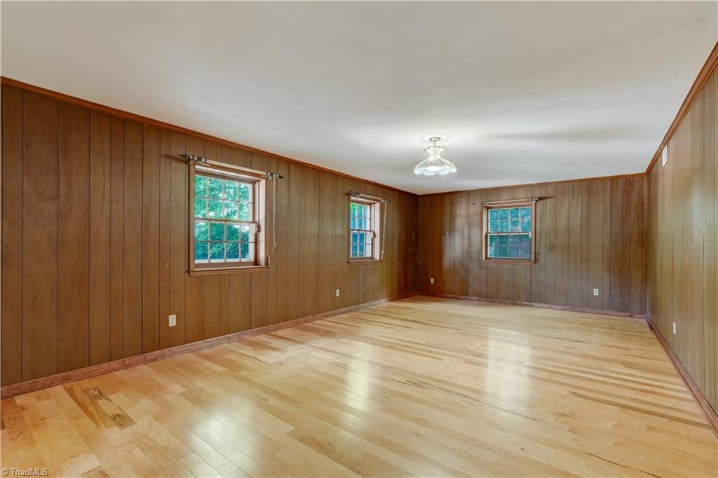 42 Kemp Road East Greensboro, NC 27410 - Photo 34 of 50