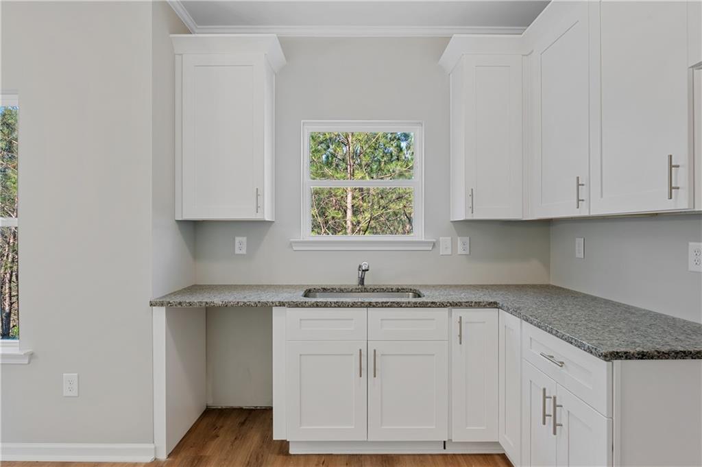 2832 Laurel Ridge Circle Atlanta, GA 30344 - Photo 14 of 28