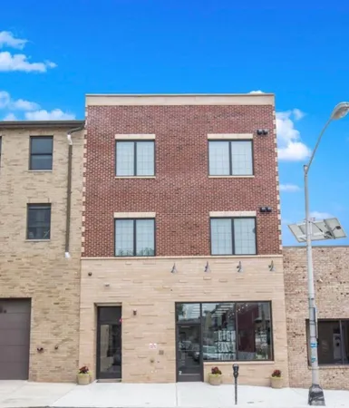 $1,700 | 258 Broadway, Bayonne, NJ 07002