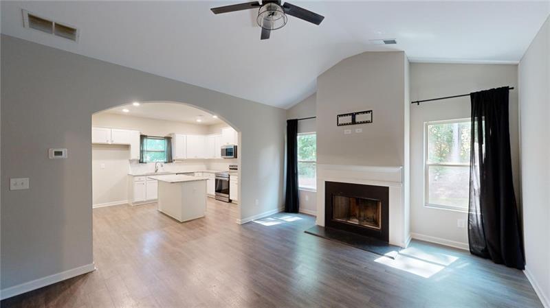 75 Deun Court Dallas, GA 30157 - Photo 3 of 36