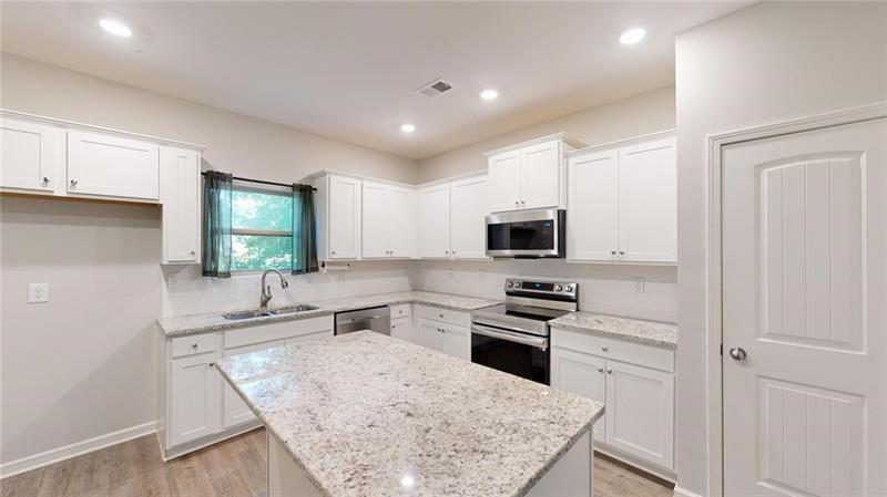 75 Deun Court Dallas, GA 30157 - Photo 6 of 36