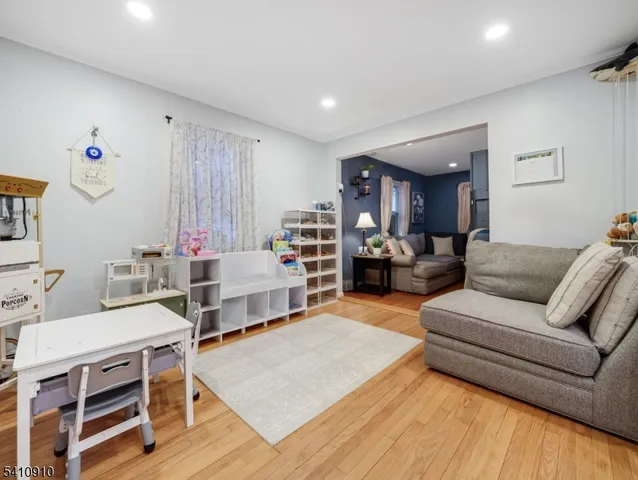 $619,900 | 6 Alwood Lane, Succasunna, NJ 07876