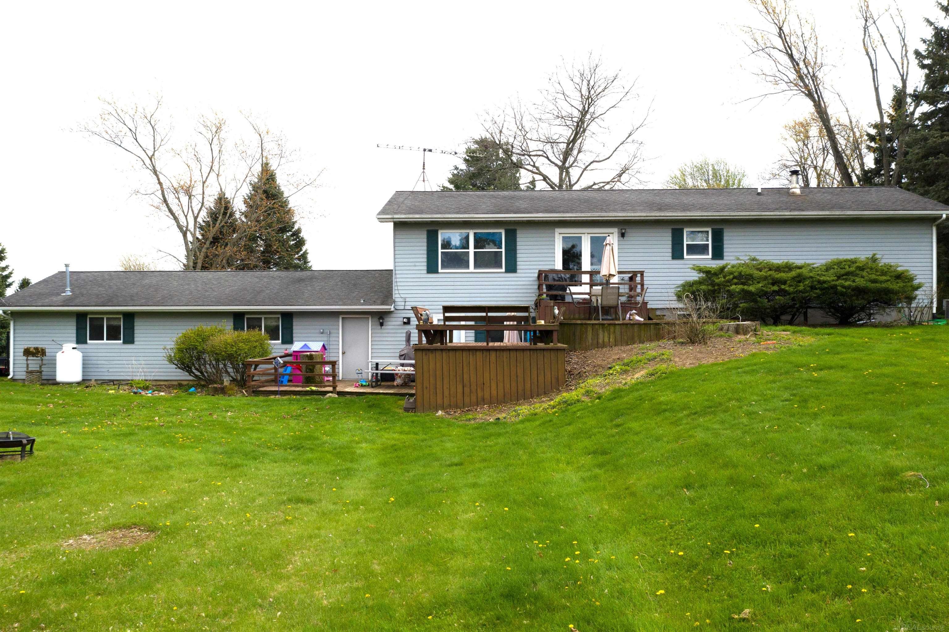 5820 Lynd Road Marlette, MI 48453 - Photo 14 of 54