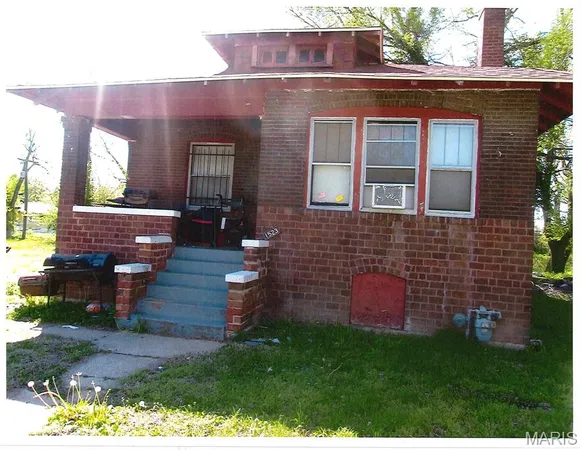 $18,000 | 1525-27 North 48th Street, East St. Louis, IL 62204