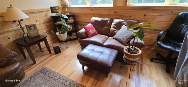 $555,000 | 4250 American River Road, Elk City, ID 83525