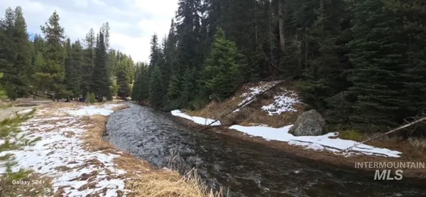 $555,000 | 4250 American River Road, Elk City, ID 83525